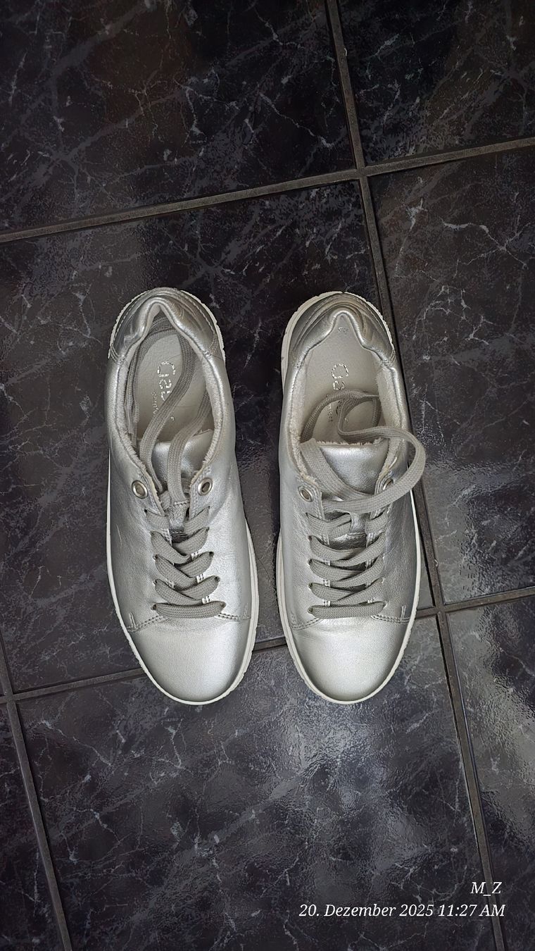 Gabor Scarpe da donna: Gabor Leder Sneakers silber Gr. 39 – Nuovo (secondo la descrizione) da Sursee venduto da M_Z 2