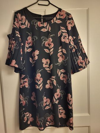 Anouk Kleid Blumenmuster Gr. 38/40