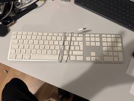 Apple Tastatur mit Ziffernblock