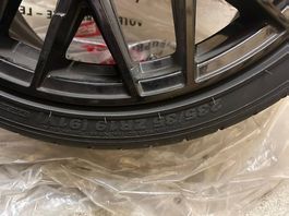 19 Zoll Alufelgen mit Sommerreifen 235/35 ZR19 - wie Neu