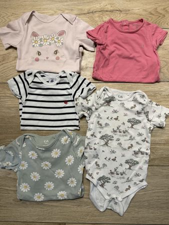 5x kurzärmelige Bodys für Mädchen Größe 98 🎀