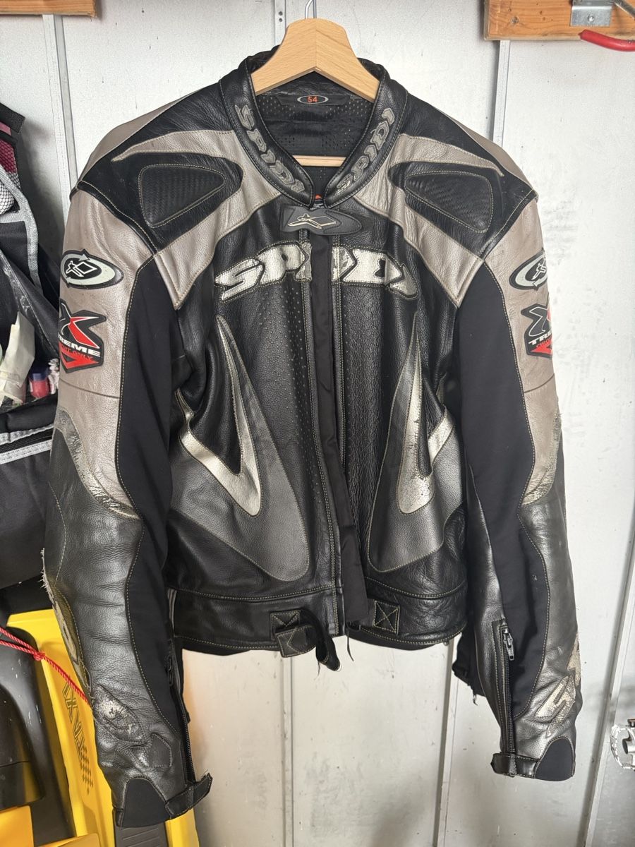 Spidi Jacken: Motorrad Lederjacke Spidi Schwarz Grau Grösse 54 – Gebraucht aus Schaffhausen von Seko1
