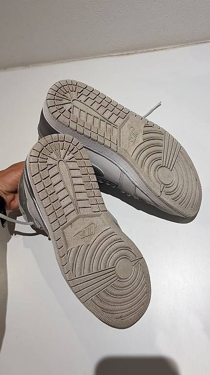 Chaussures hommes: Jordan High silver 42 – D'occasion à Lugano par chs_fjt5 2
