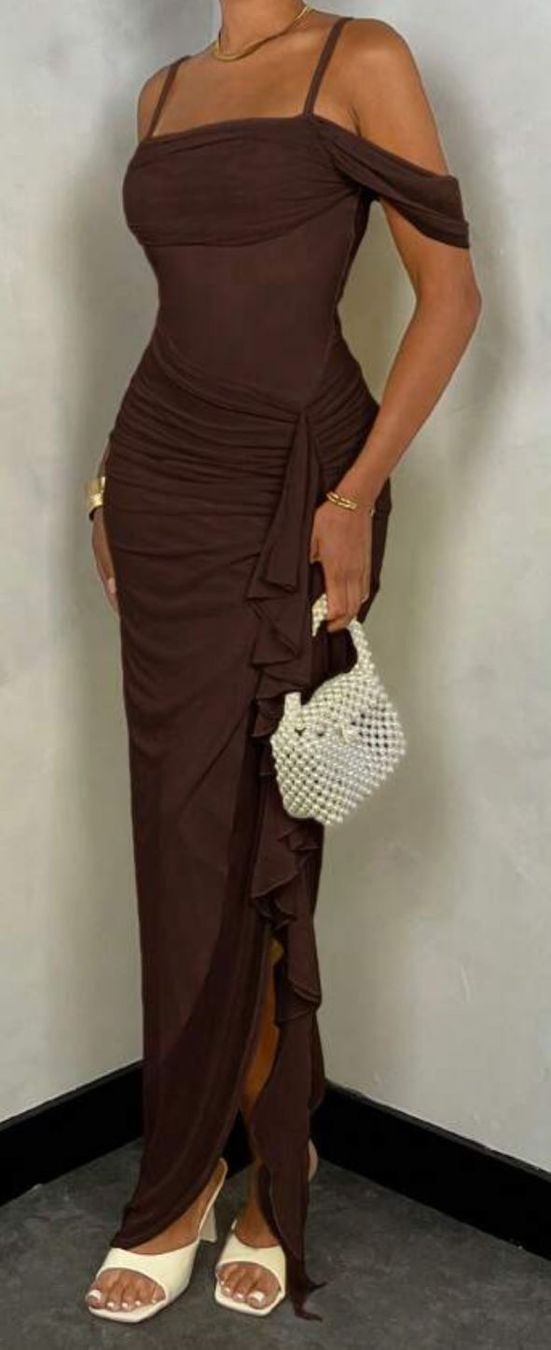 Shein Kleider: Robe chic marron – Neu und originalverpackt aus Montreux von iizaa811 1