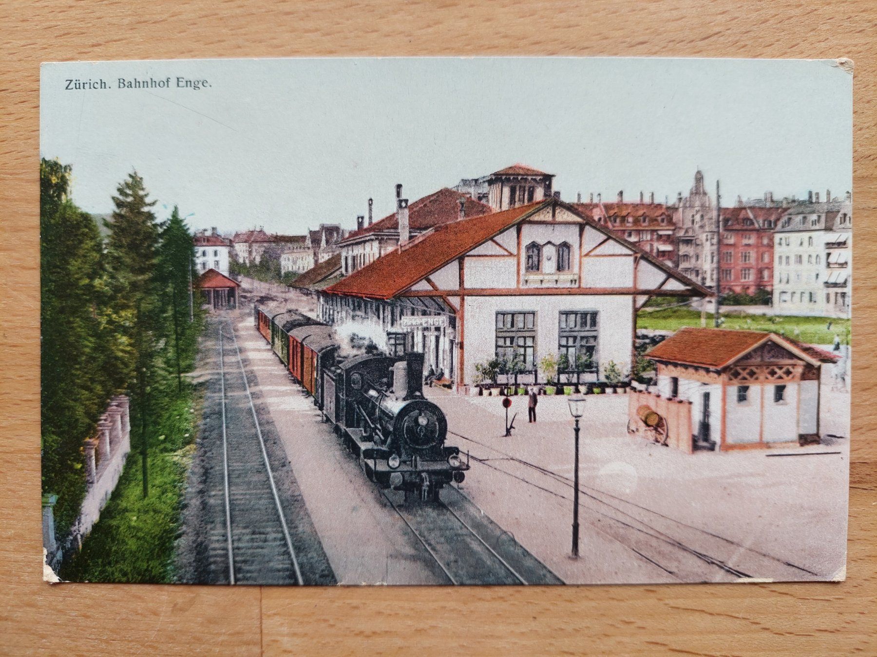 Cartoline postali: AK Zürich Bahnhof Enge mit Bahn – Usato da Obfelden venduto da Foto_Bild_Kunst_Buch