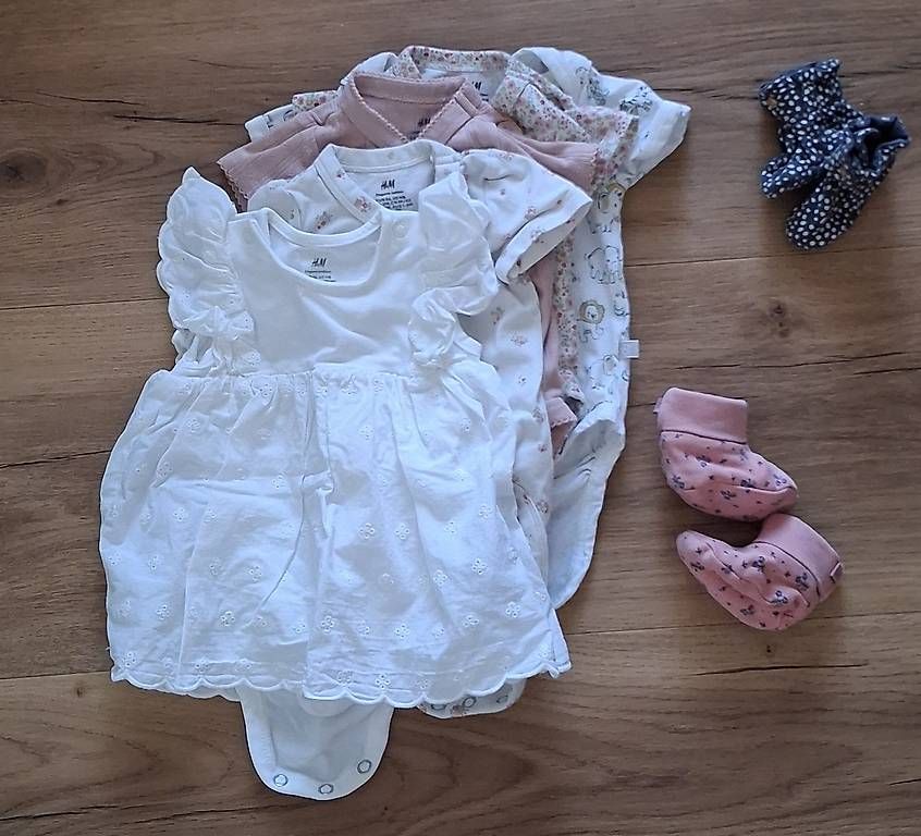 Lotti & Set di vestiti: Kleidung Mädchen Grösse 50/56 – Usato da Niederbüren venduto da lis_b2k2 2