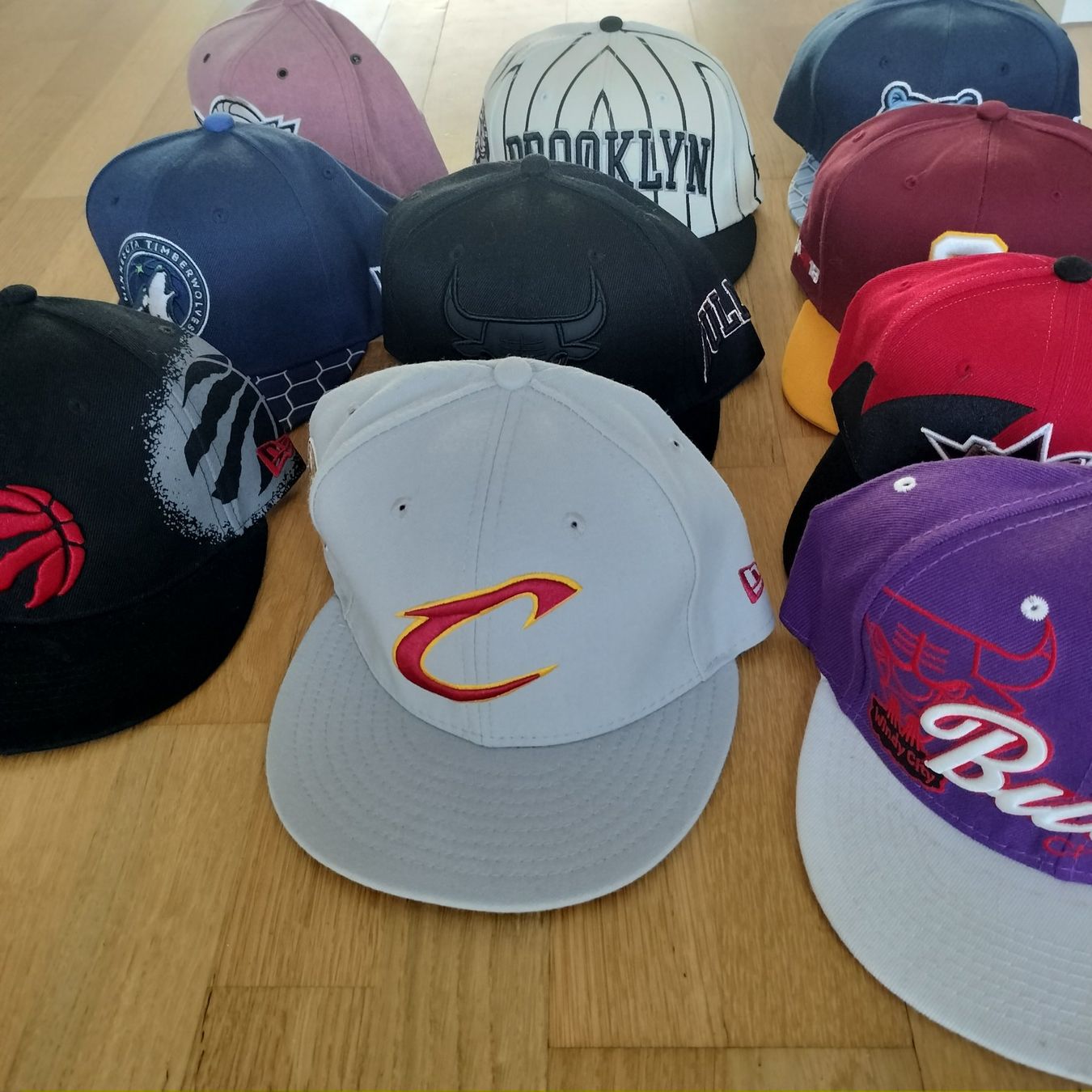 Hüte, Mützen & Caps: 10 NBA-KAPPE-KOLLEKTION - ONE SIZE – Gebraucht aus Bern von SportsMemos 1