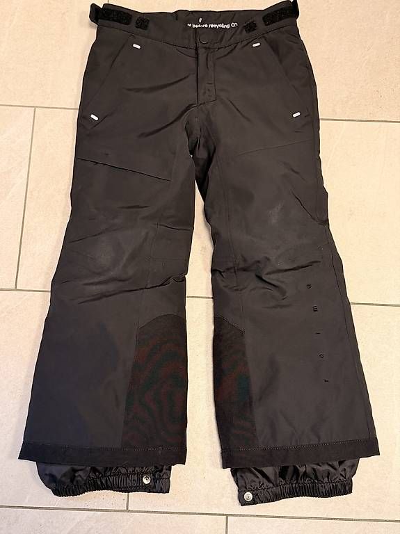 Hosen: Reima Tec Schneehose, Unisex, schwarz, 110 – Gebraucht aus Wilen b. Wil von carpediem25