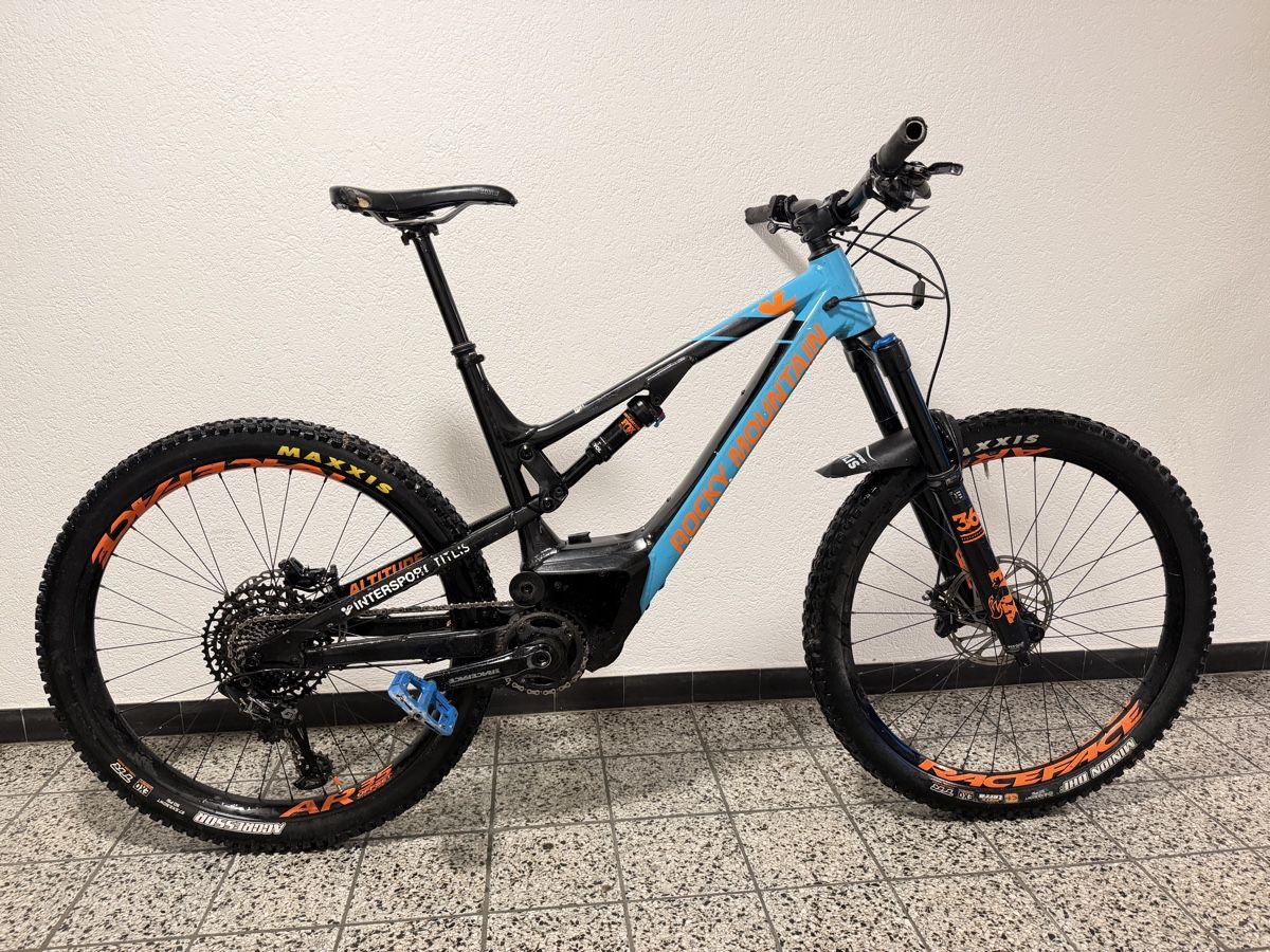 Rocky Mountain Bicycles Velos: Rocky Mountain E MTB Fully – Gebraucht aus Stansstad von 91PD 7