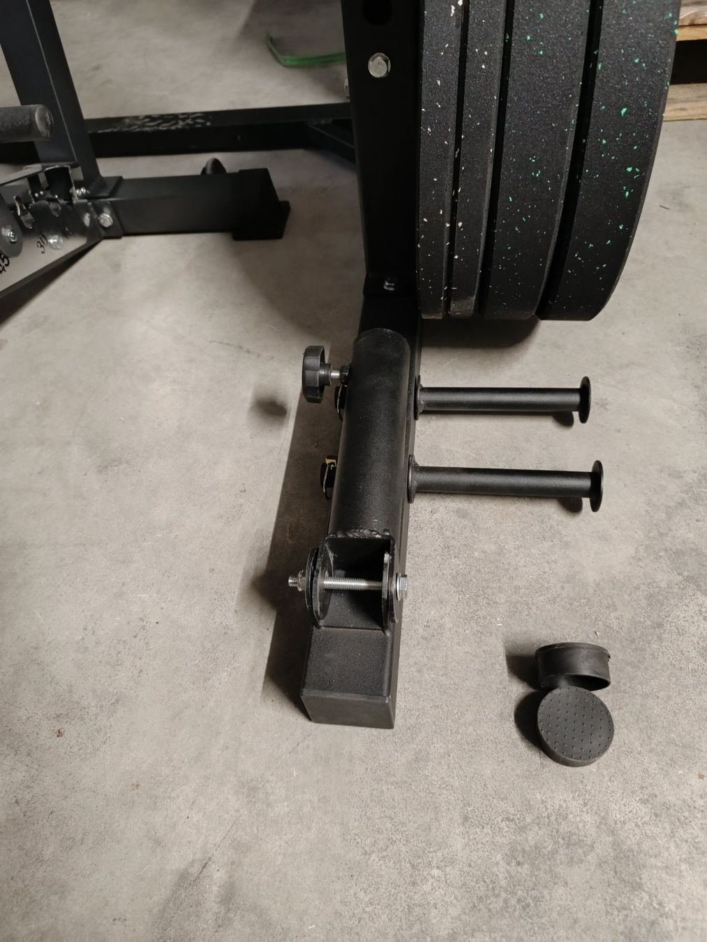 Hometrainer: Half open Rack, Langhantel, 100kg Plates, Verstellbar Bench – Neu und originalverpackt aus Volketswil von Fsladek 4