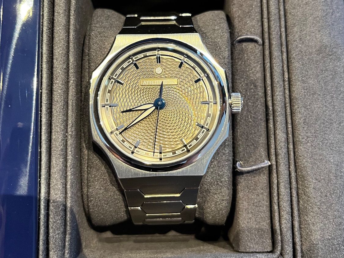 Orologi: Atelier Wen Perception Ying – Usato da Hitzkirch venduto da eve_may