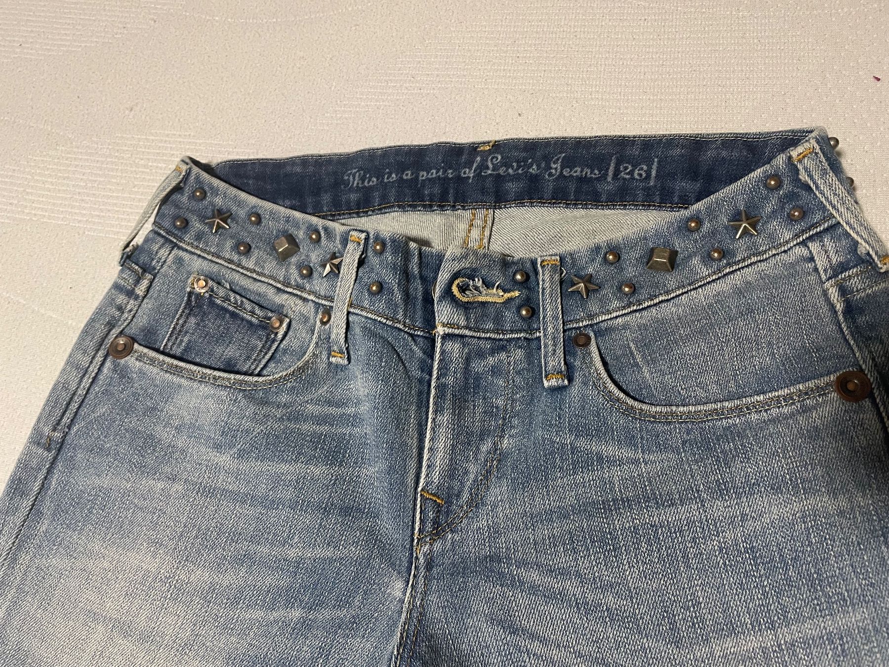 Levi's Jeans: Jeans Levis – Nuovo (secondo la descrizione) da Chur venduto da Groessby80 1