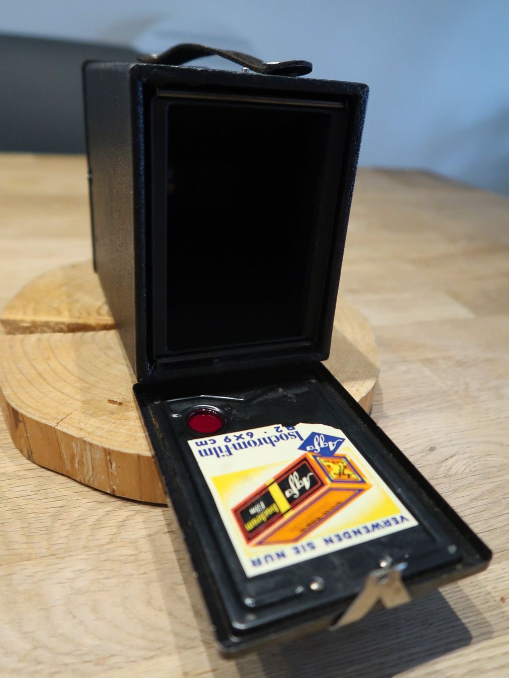 Agfa Fotocamera: Agfa Box camera 120mm Rollfilm – Usato da La Chaux-de-Fonds venduto da Criste 2