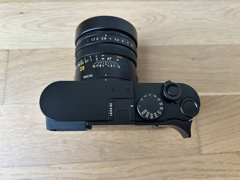 Fotocamera: Leica Q2 inkl. Original Daumenstütze – Usato da Zürich venduto da mullf 2