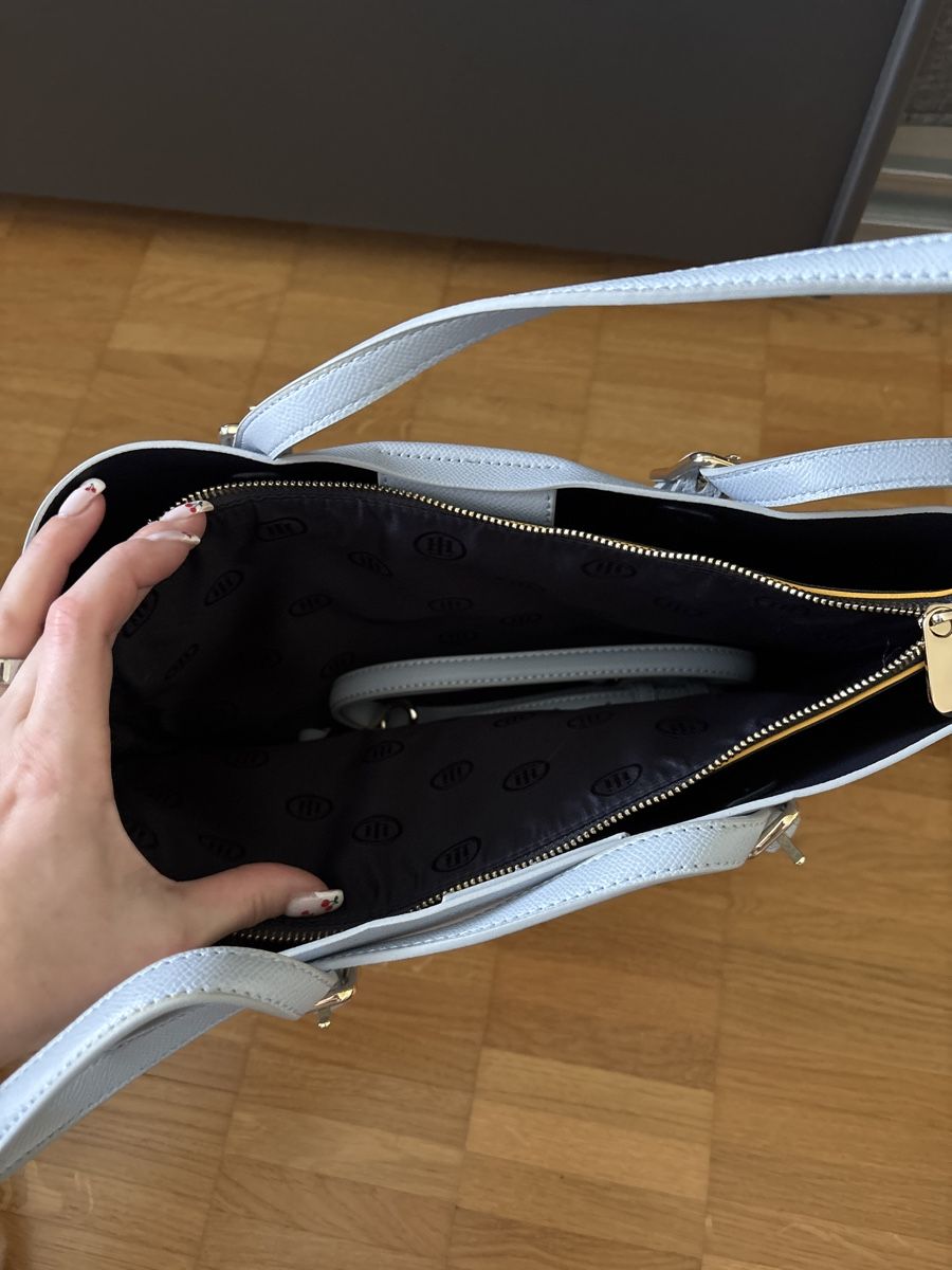 Tommy Hilfiger Borse da donna: Tommy Hilfiger Handtasche blau – Nuovo (secondo la descrizione) da Uetikon am See venduto da car_ck5c 2