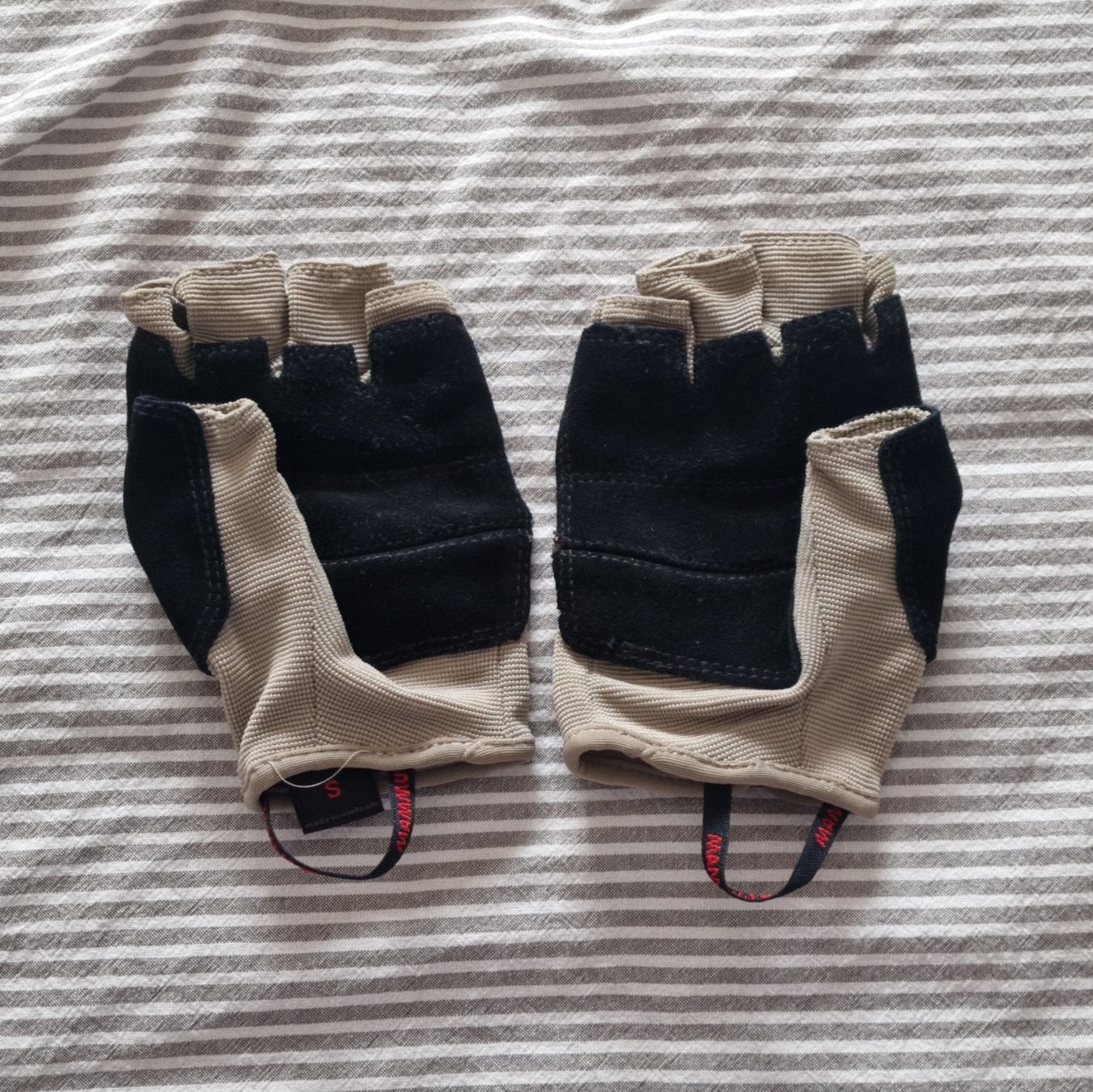 Mammut Handschuhe & Handstulpen: Fingerhandschuhe Mammut – Neu (gemäss Beschreibung) aus Olten von papalbina 1
