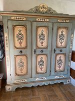 Original Voglauer Bauernschrank  handbemalt  3-türig