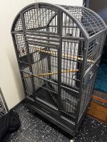 Belle cage pour Perroquet/ Très bon état / marque Montana