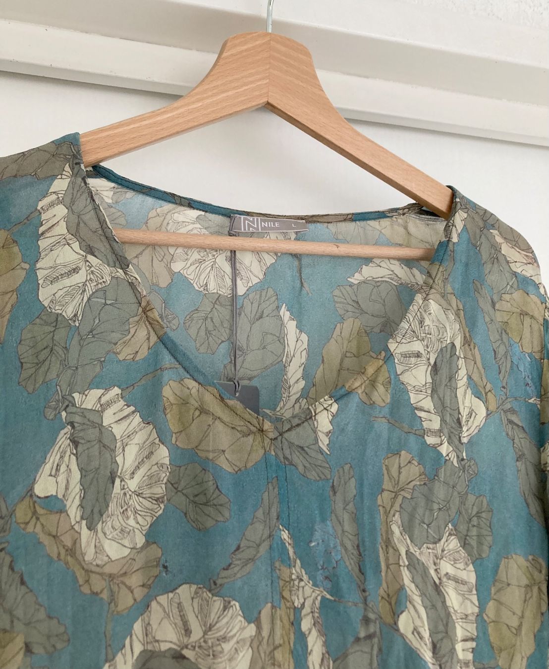 Nile Vestiti: Nile Kleid Gr.L – Usato da Unterägeri venduto da Jutka_04 1