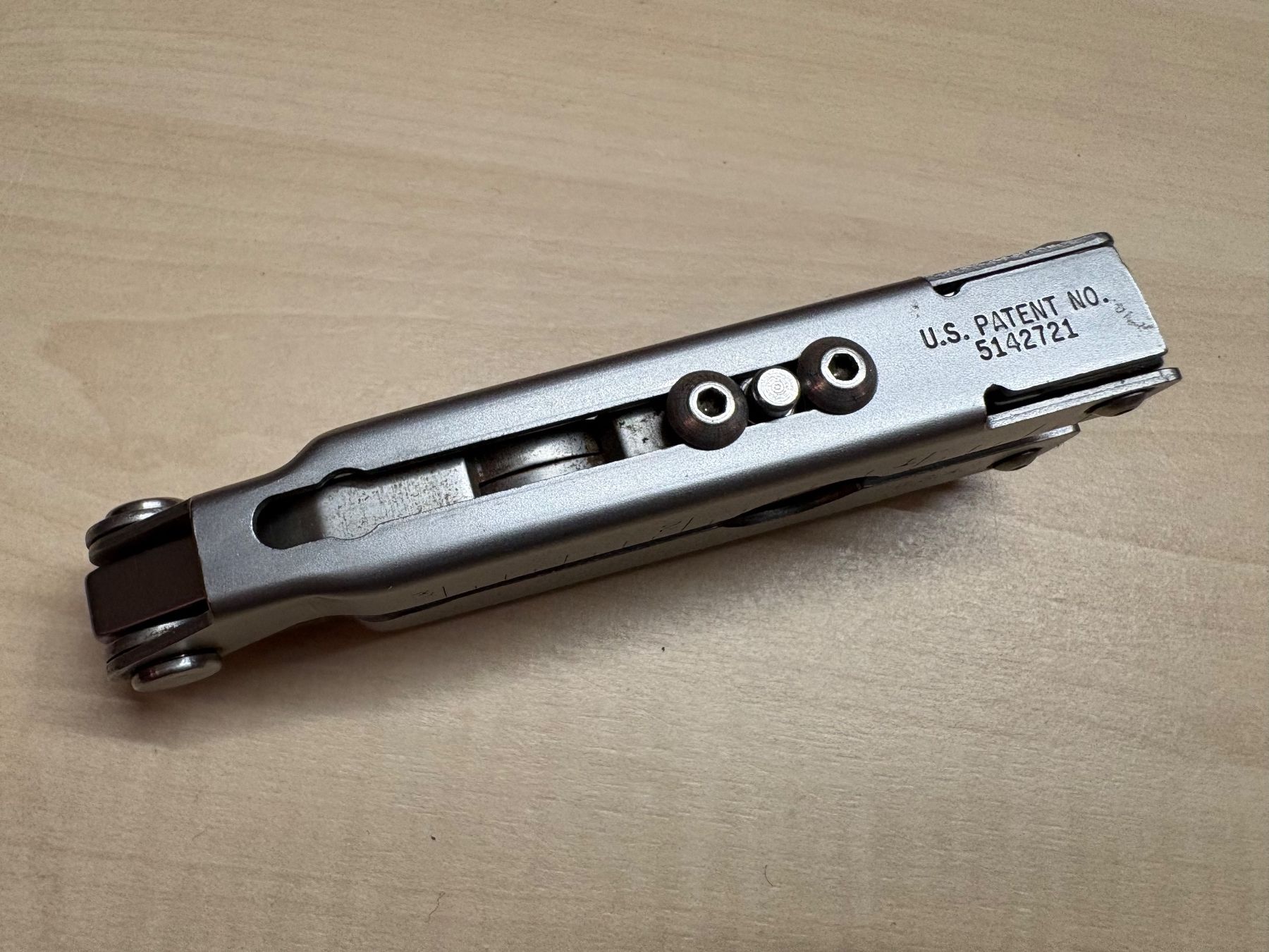 Gerber Tutti gli attrezzi: Gerber Multi-Tool U.S.A / U.S. Patent No. 5142721 – Usato da Rümligen venduto da Sibill 4