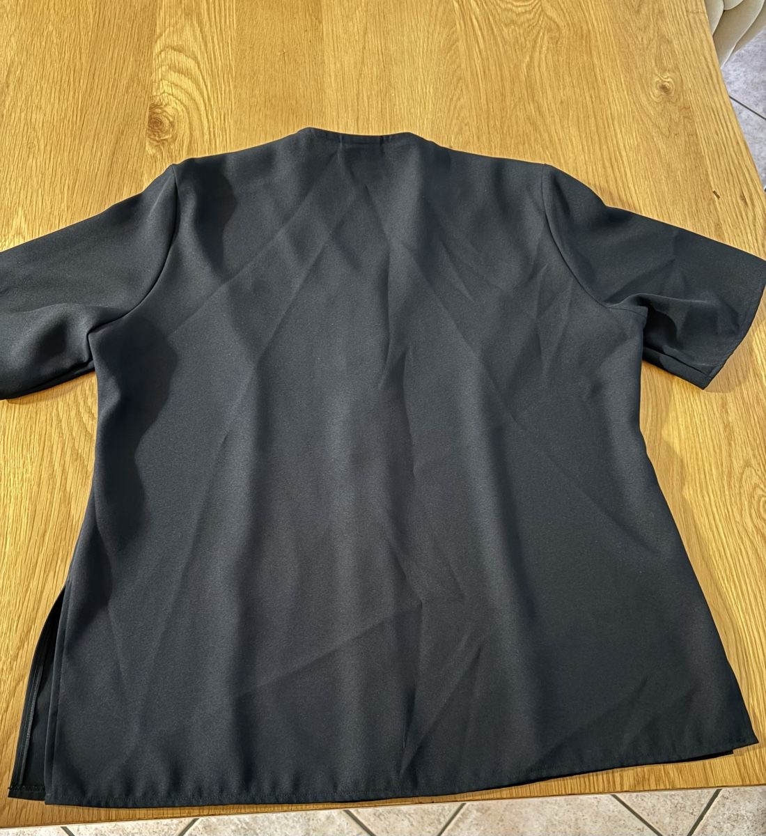 C&A Blusen: Camicia nera Canda, maniche corte, taglia 52, usata – Gebraucht aus S. Antonino von LIKA91 3
