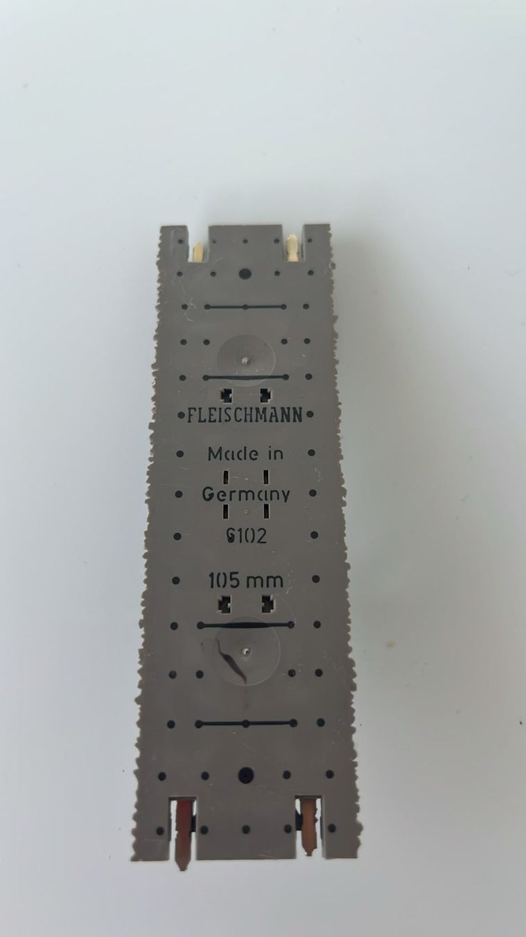 Fleischmann Modelleisenbahnen: Stopgleis 6102 – Neu (gemäss Beschreibung) aus Baden von Muschti 2