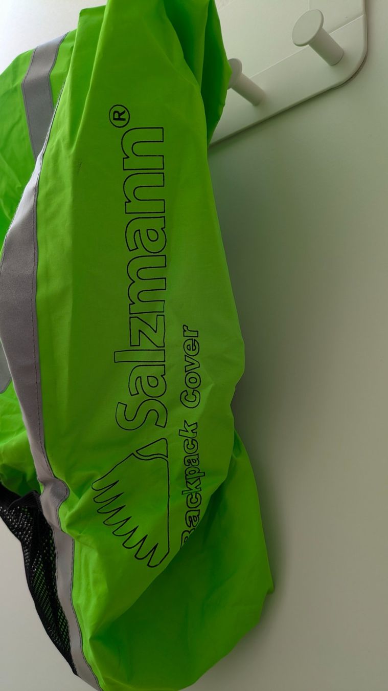 Zaini: Housse de protection Salzmann pour sac à dos – Usato da Estévenens venduto da Rockingirl 2