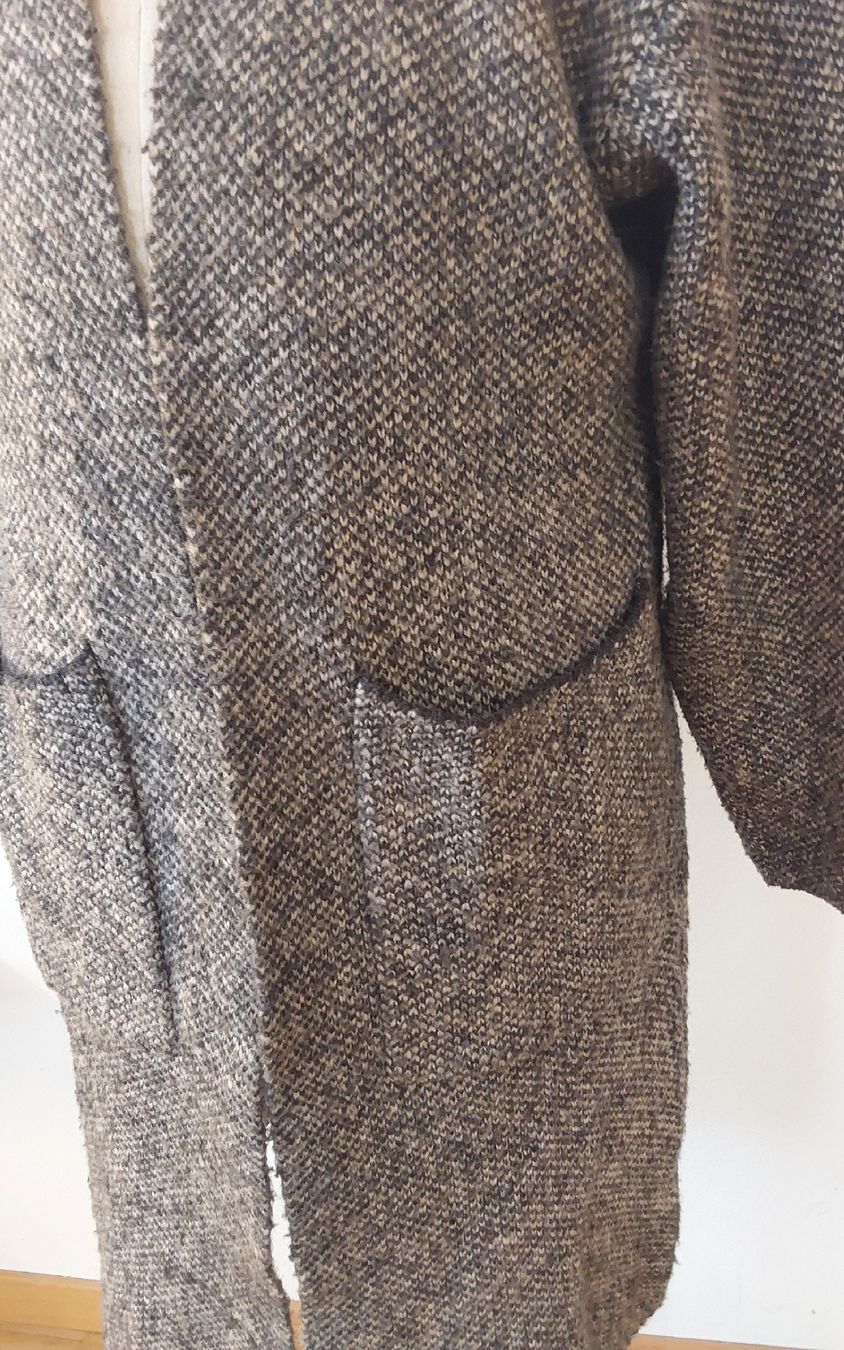 Uniqlo Jacken: Strickjacke uniqlo M grau – Gebraucht aus Köniz von scopello12 2