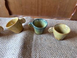 4 kleine Trink Becher Tassen Keramik Ton Tasse