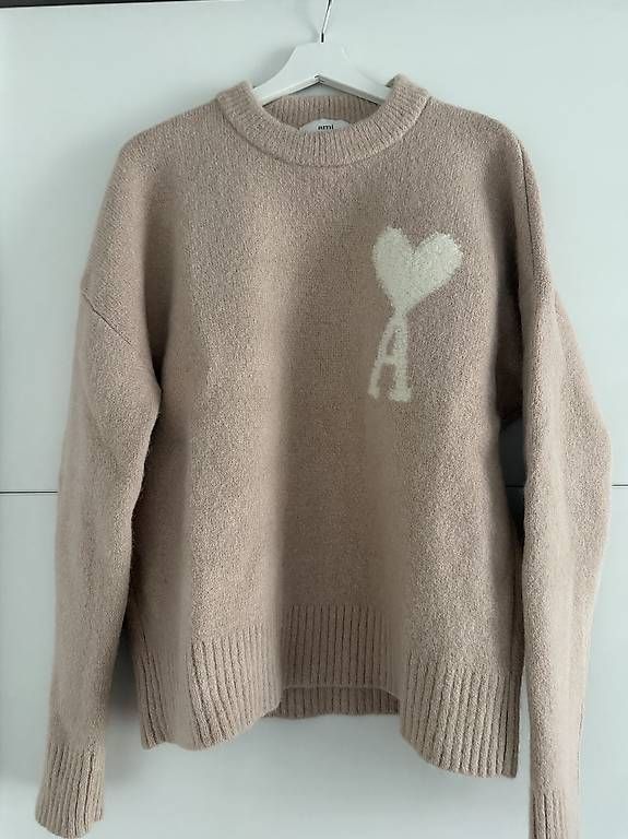 Pullover & Sweatshirts: Ami Paris Pullover Gr. M aus Alpaka – Gebraucht aus Kloten von Dominik_5626