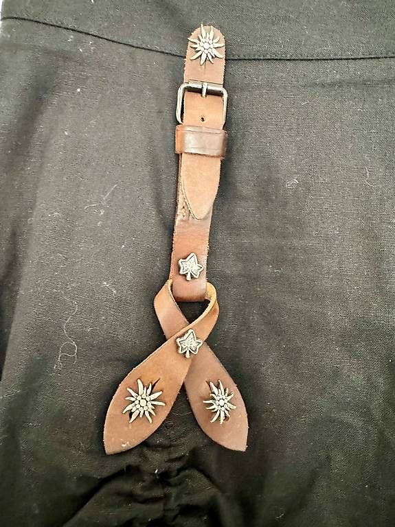 Costumi: Oktoberfest Dirndl Jupe – Usato da Muttenz venduto da pan6170 1
