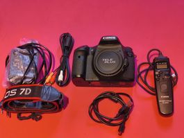 Canon EOS 7D mit Zubehör guter Zustand