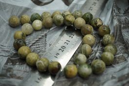Jade  Grün    12mm  Kugel     Strang  – Räumung