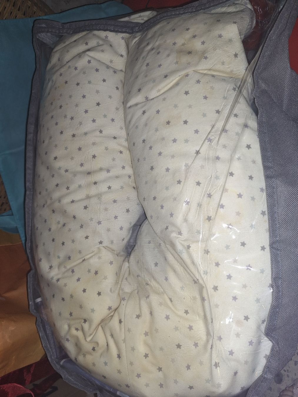 Cuscini: Coussin d'allaitement et grossesse multirelax candide – Usato da Fribourg venduto da Margarida_89 2