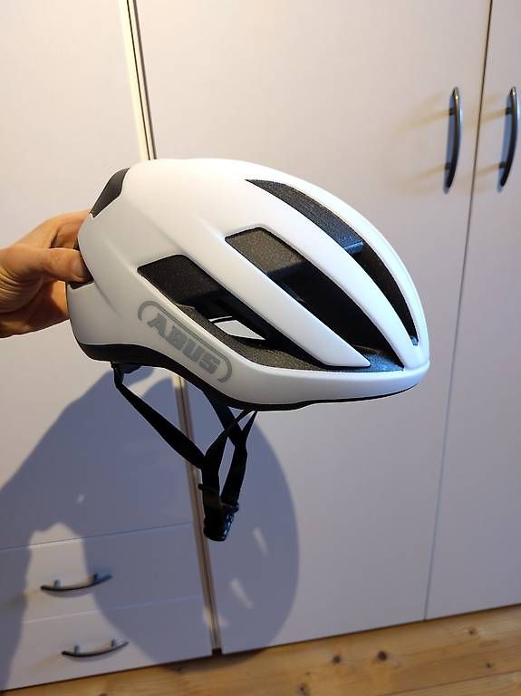 Caschi: Radhelm Abus Wingback Gr.M – Usato da Mels venduto da alpinist. 1