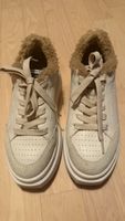 Ash Sneaker weiss mit Teddyfutter Gr. 40, sehr guter Zustand