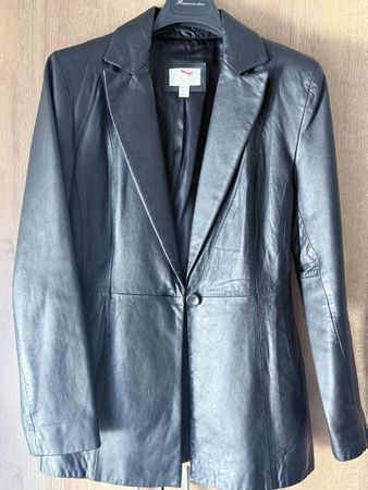 Veste / blazer en cuir très élégant