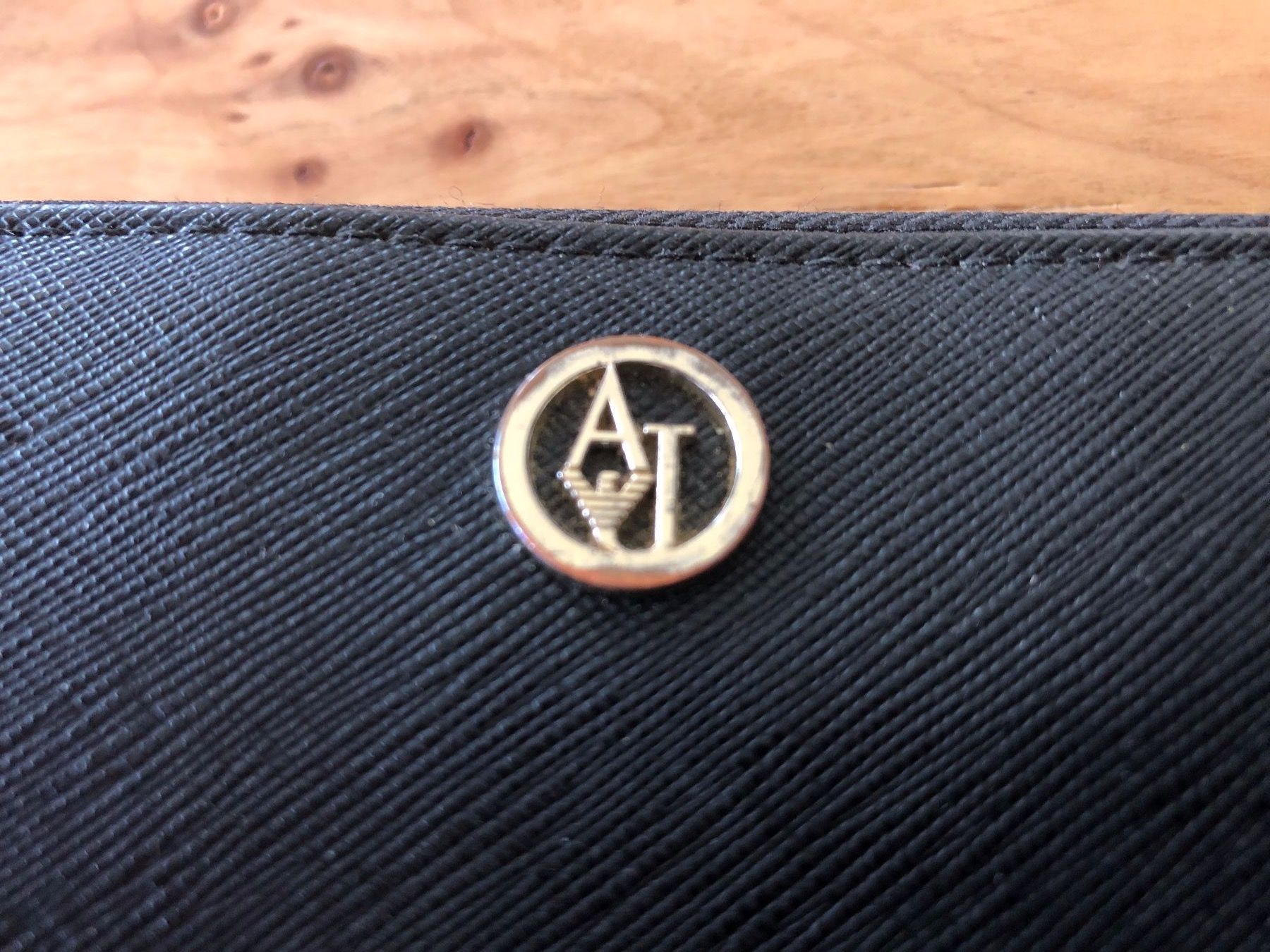 Armani Portemonnaie: Portemonnaie von Armani – Gebraucht aus Kaltbrunn von lagone1 1