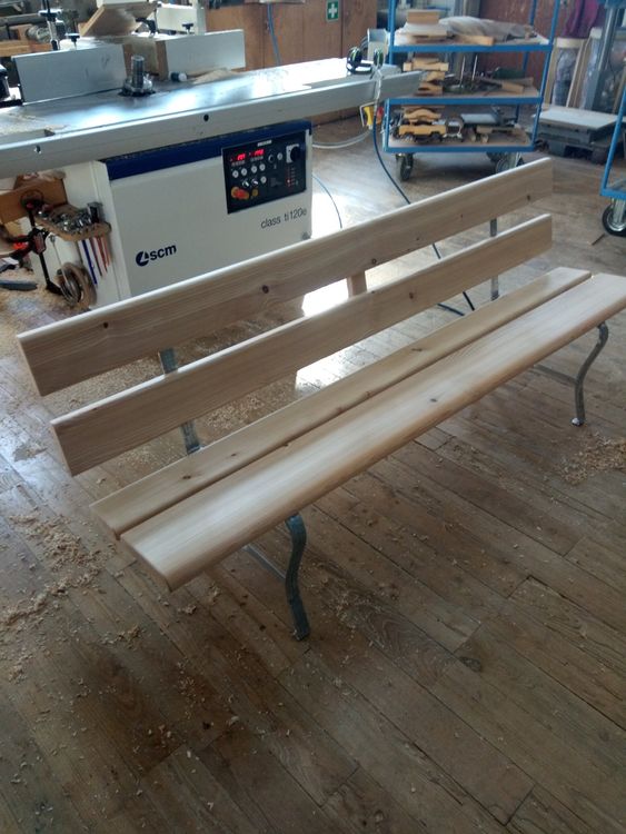 Parkbank Gartenbank aus wunderschönem Lärchenholz Kaufen auf Ricardo
