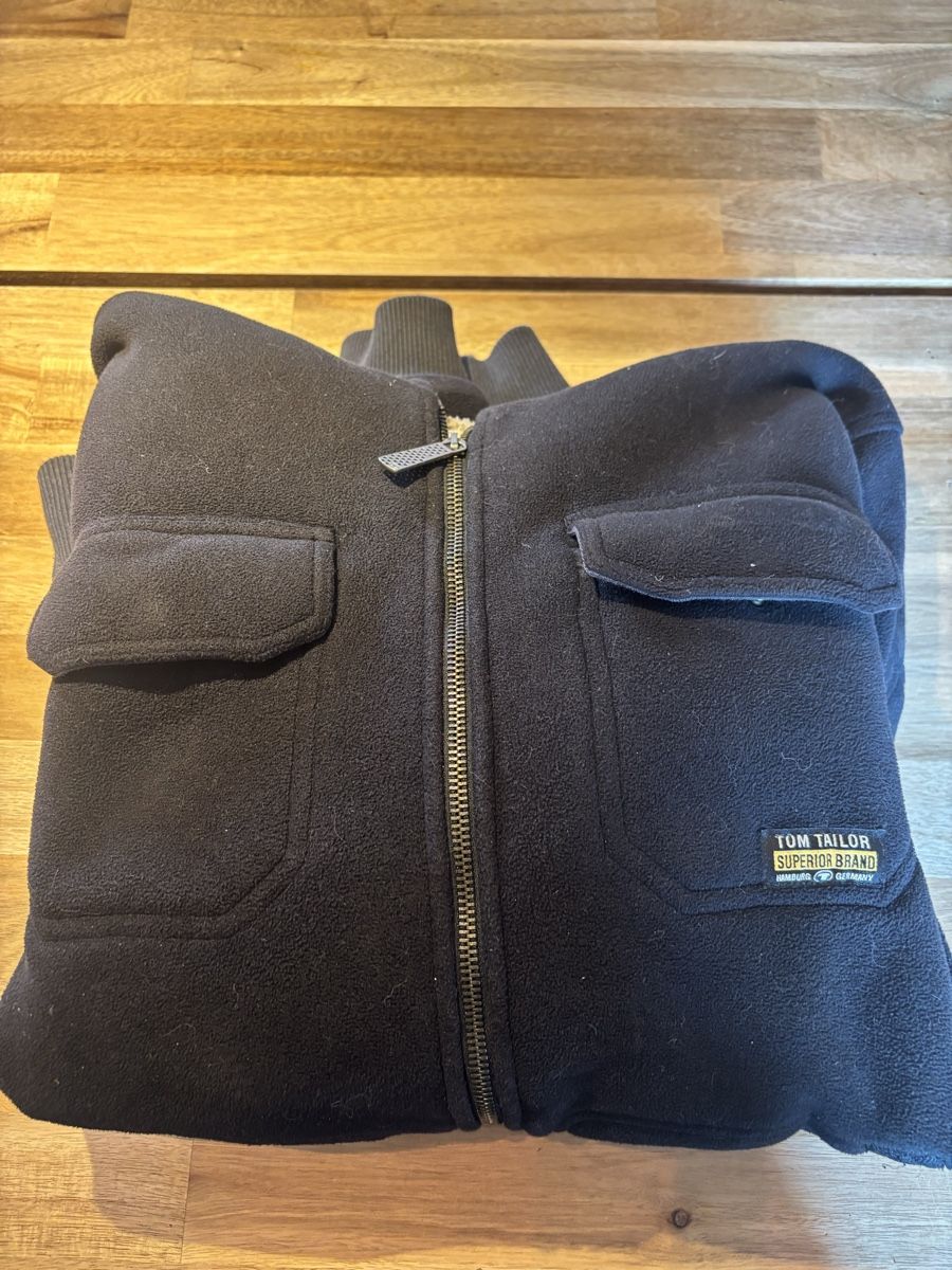 Tom Tailor Giacche: Tom Tailor Fleece Jacke – Usato da Bubikon venduto da Kim1993