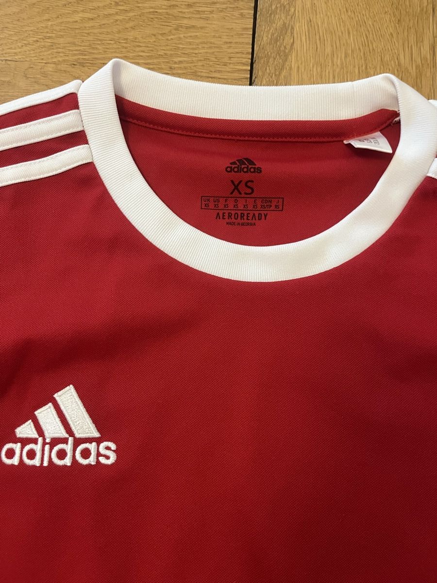 Adidas Canottiere & Pantaloni: Adidas Langarm, Grösse XS – Usato da Bern venduto da jol_8hxs 1
