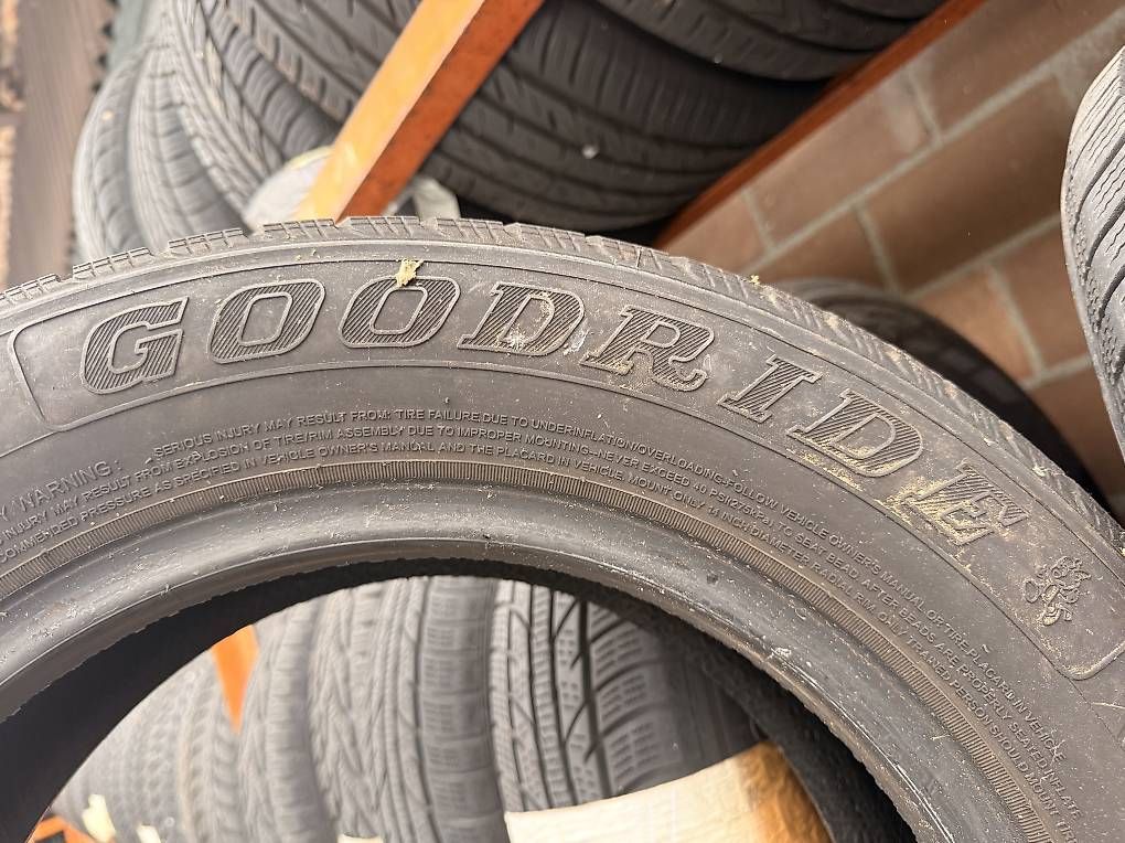 Pneus & Roues: 2 Winterreifen 185/ 65/ 14   – D'occasion à Udligenswil par Sch2s 2