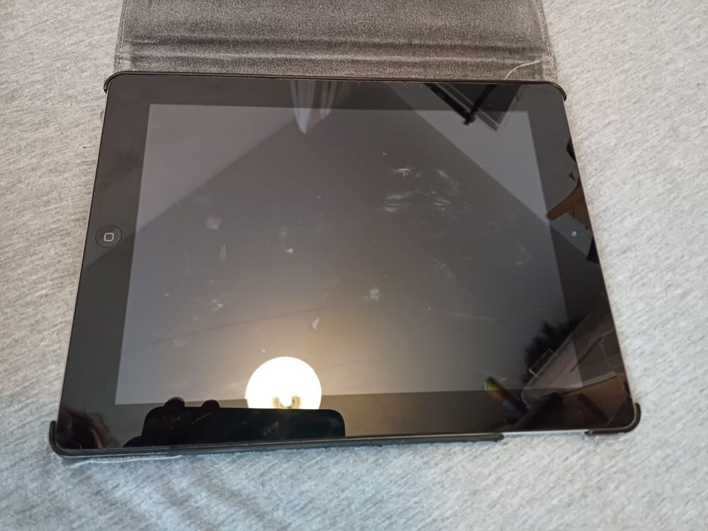 Apple Ipad 16G (Gebraucht) in Horgen für CHF 5 – mit Lieferung auf ...