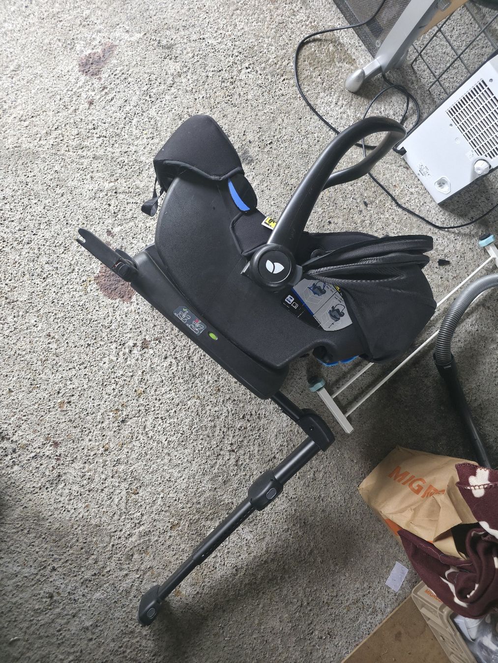 Joie Seggiolini per auto: Joie Maxicosi mit Isofix – Usato da Birrhard venduto da 123Bluemekopf123 2