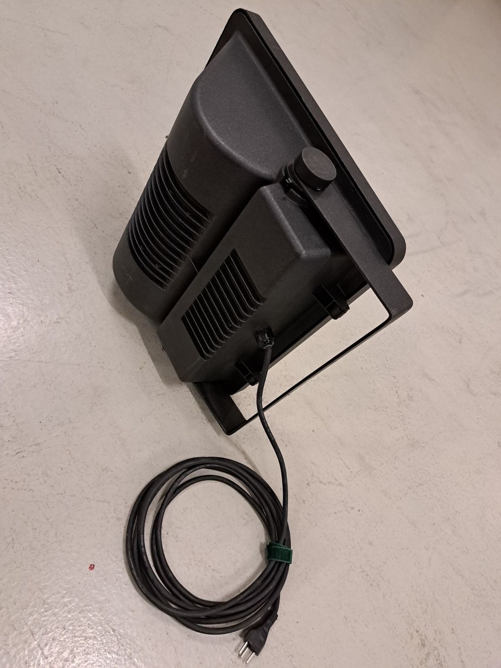 Lampade: Tageslichtfluterscheinwerfer 400 Watt – Usato da Embrach venduto da lichttechnik 3