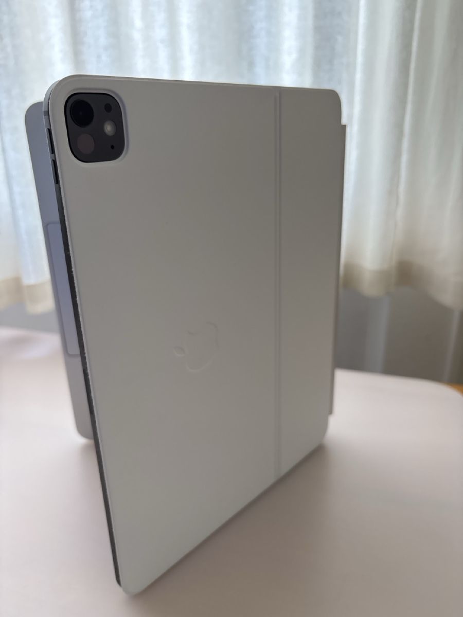 Apple Tablettes PC: iPad Pro 13 - 2024 Wi-Fi + Cellular – Neuf (Voir description) à Gempen par Macean79 3
