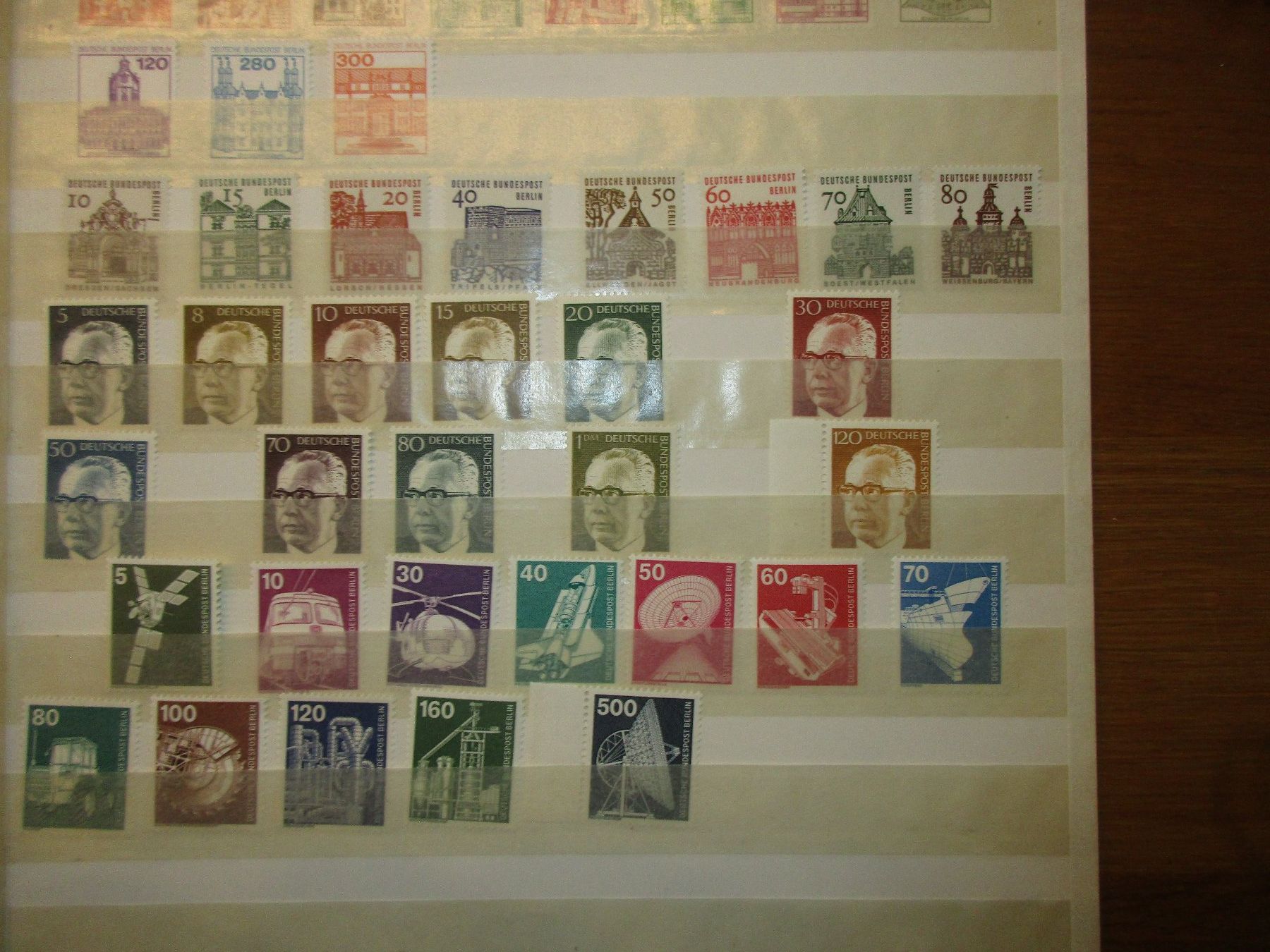 Alle Briefmarken: Deutsche Bundespost Berlin postfrisch – Neu und originalverpackt aus Niederwil AG von Cembalo 2