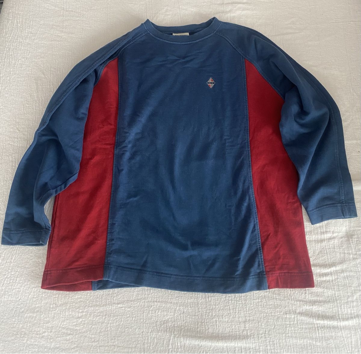 Maglioni & Felpe: Vintage sweater – Usato da Huttwil venduto da mandala123