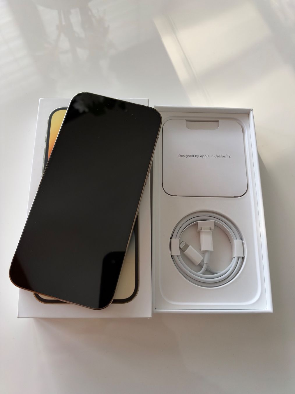Apple Telefoni cellulari / Smartphones: iPhone 14 Pro Max, Gold, 128GB – Usato da Gletterens venduto da Stevie3 1