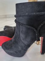 Stiefeletten schwarz neu Gr. 40